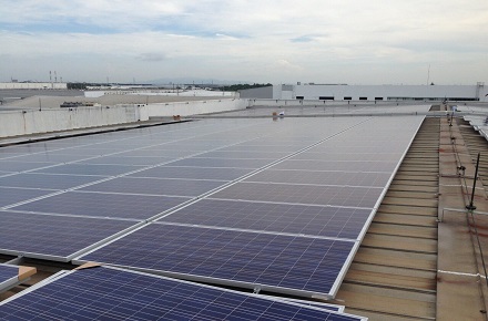 Kliplok 406/700이 있는 태양광 패널 마운팅 브래킷
